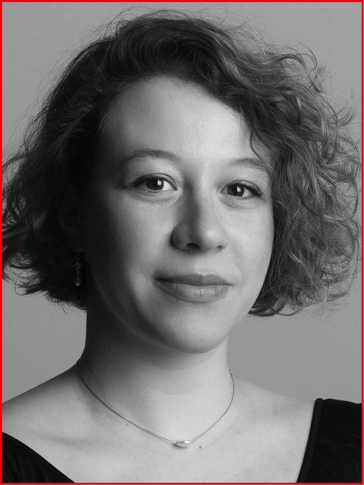 Iris Skolidi
staging